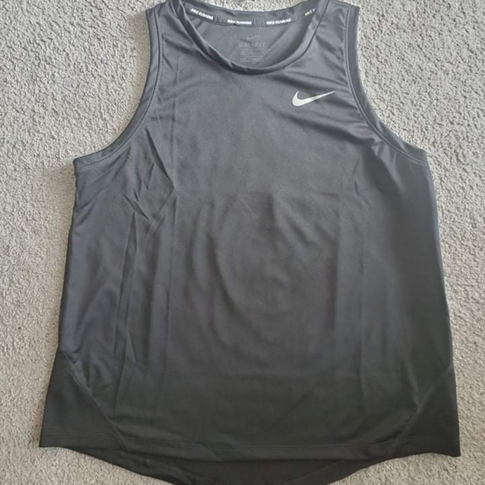 NWT Nike Dri-FIT Running Tank Top Black Women’s Medium